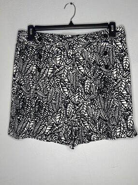 Robert Louis Black and White Abstract Polyester Spandex Leaf Shorts Size XL